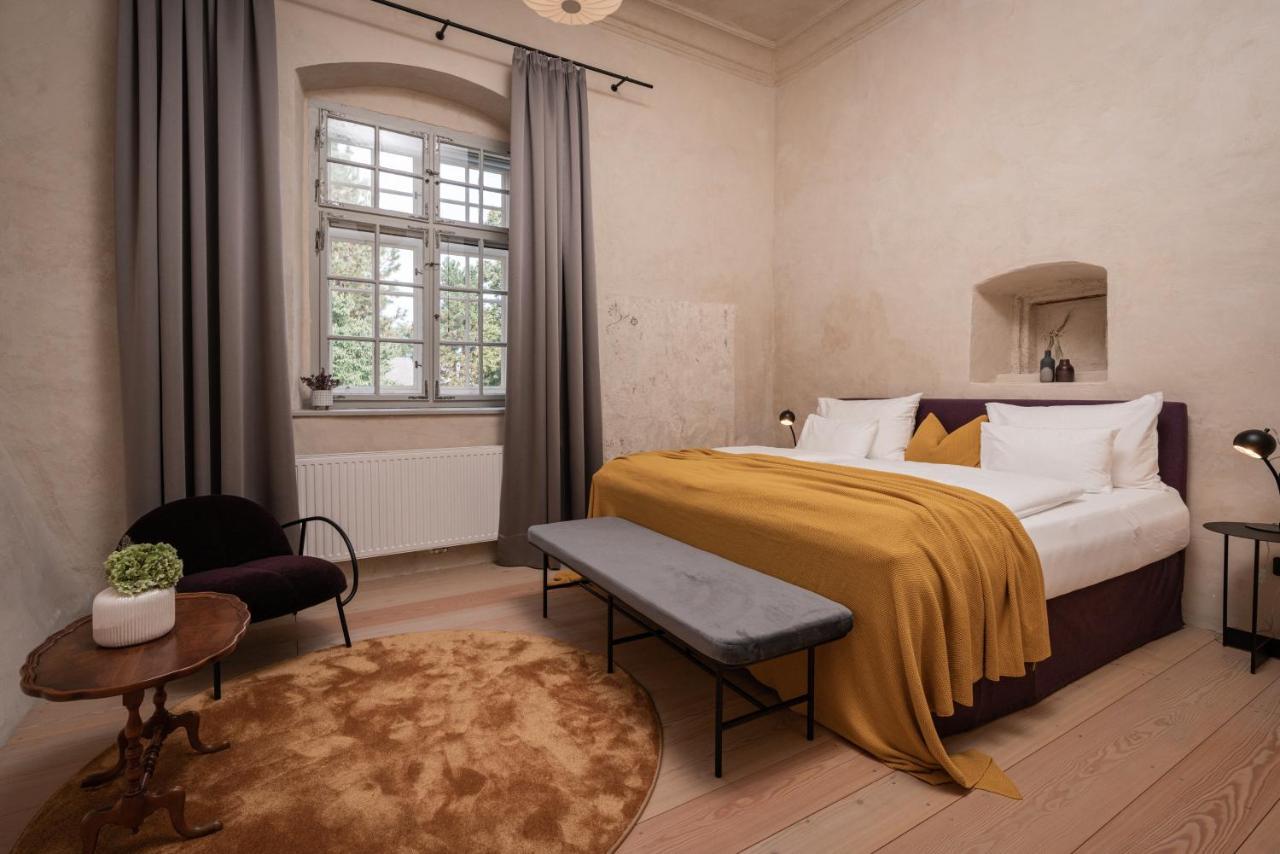 Boutique Hotel Zum Oberjaeger, Schloss Lackenbach Eksteriør bilde