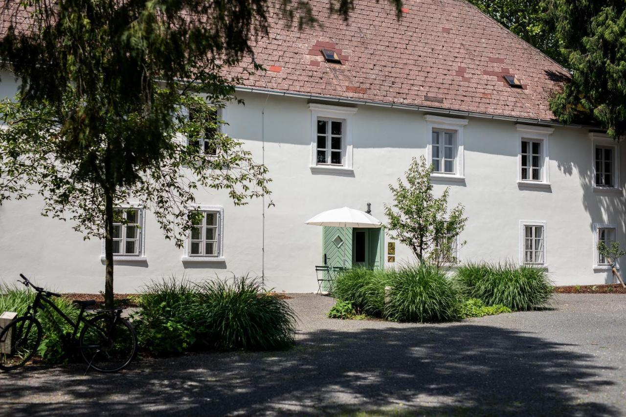 Boutique Hotel Zum Oberjaeger, Schloss Lackenbach Eksteriør bilde